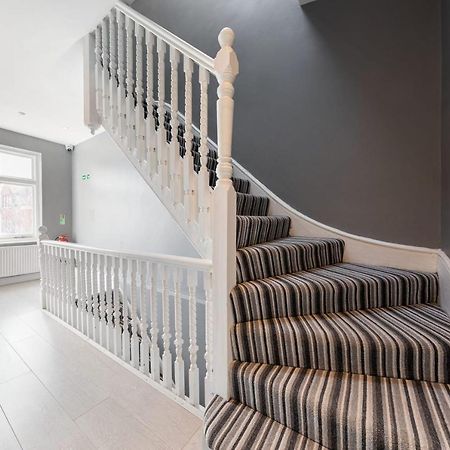 Cozy Ensuite Bedroom For Two Near Tufnell Park Лондон Екстериор снимка